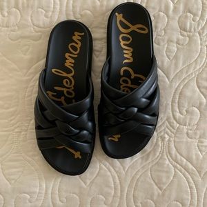 EUC Sam Edelman slides. Size 8.5